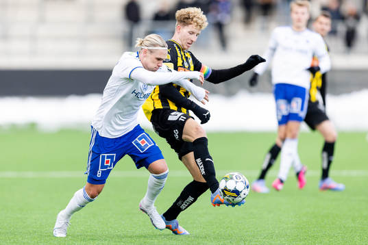IFK Norrköpings Arnor Sigurdsson och Häckens Samuel