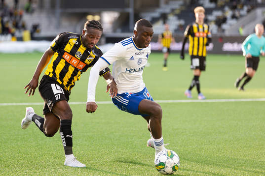 Häckens Ibrahim Sadiq och IFK Norrköpings Yahya Kalley