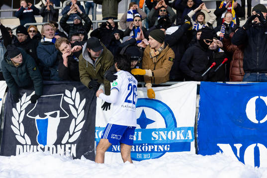 IFK Norrköpings Kristoffer Khazeni tackar fansen