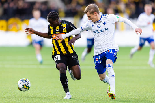 Häckens Ibrahim Sadiq och IFK Norrköpings Marcus Baggesen