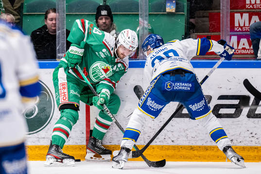 Rögles Dennis Everberg och Leksands Olle Alsing