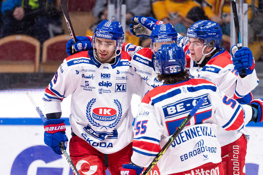Oskarshamns Lukas Pilö jublar