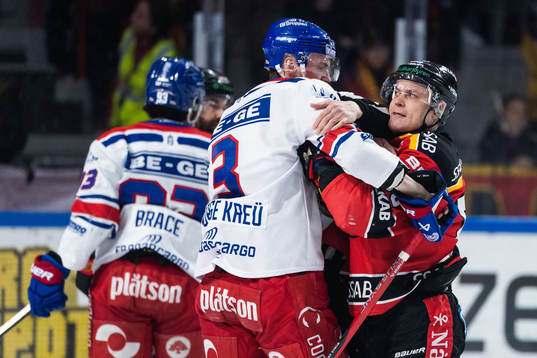 Oskarshamns William Worge Kreü och Luleås Joonas Rask