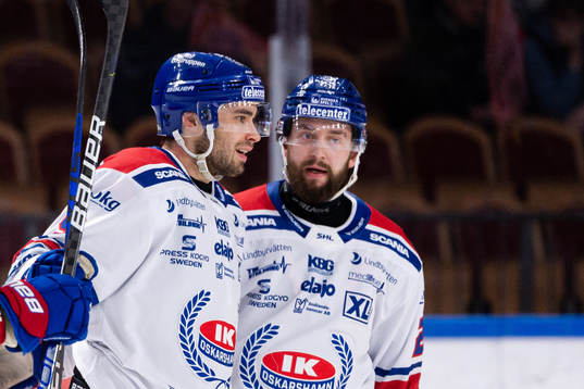 Oskarshamns Ahti Oksanen jublar
