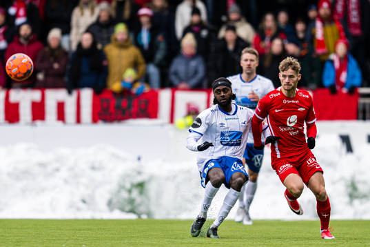 Bilal Elmi Njie of Haugesund and Ole Didrik Blomberg of