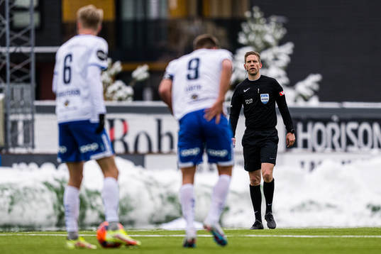 Espen Andreas Eskås, referee