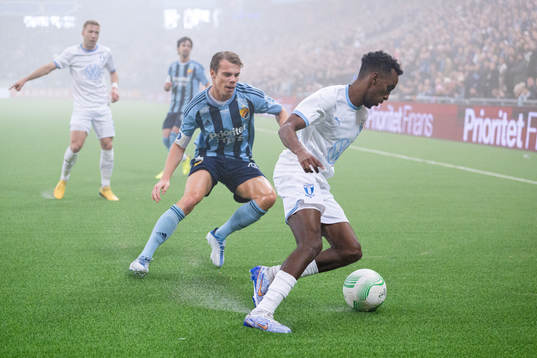 Djurgårdens Elias Andersson och Malmö FFs Taha Ali