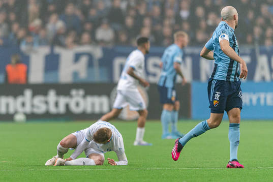 Malmö FFs Anders Christiansen har ont