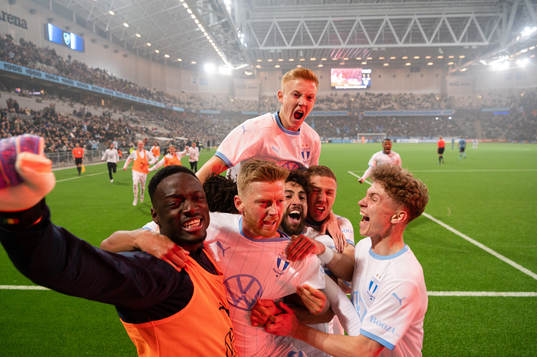 Malmö FFs målvakt Ismael Diawara, Anders Christiansen ,