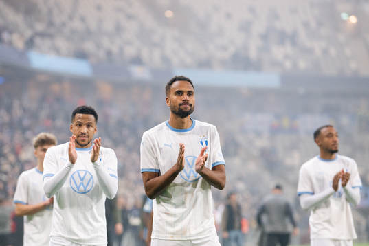 Malmö FFs Isaac Kiese Thelin deppar