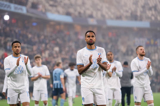 Malmö FFs Isaac Kiese Thelin deppar