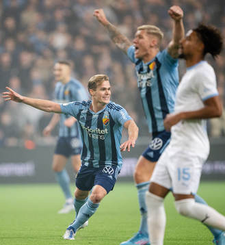 Djurgårdens Hampus Finndell jublar