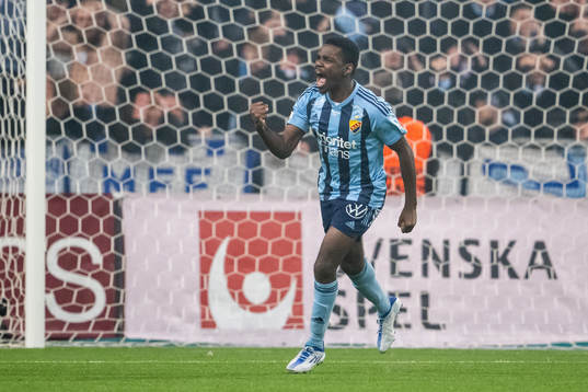 Djurgårdens Joel Asoro jublar