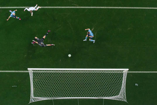 Malmö FFs Anders Christiansen gör 0-1 på Djurgårdens