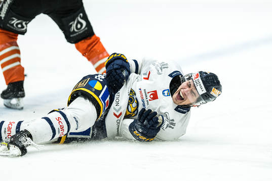 Visby Romas Elias Lindström har ont