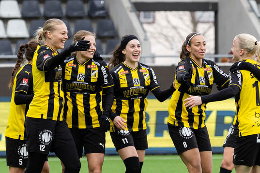 Häckens Stine Larsen, Clarissa Larisey och Rosa Kafaji