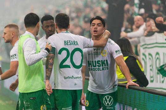 Hammarbys Jusef Erabi jublar
