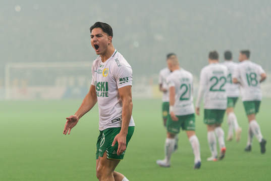 Hammarbys Jusef Erabi jublar