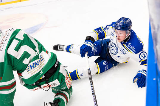 Rögles Vojtech Mozik och Leksands Kalle Östman