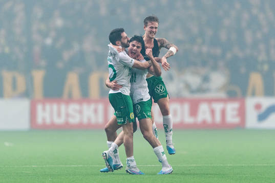 Hammarbys Nahir Besara, Jusef Erabi och Fredrik Hammar