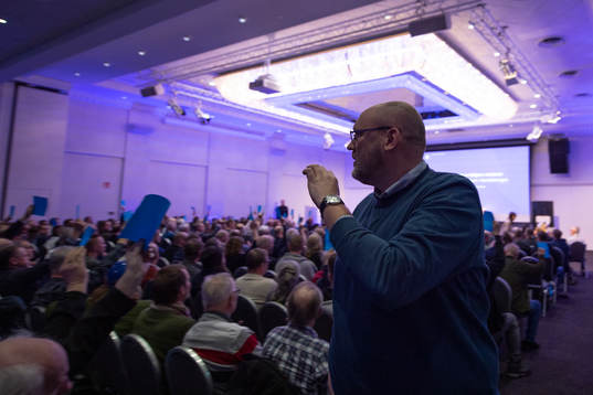 Votering med rösträkning