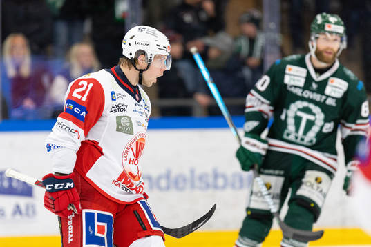 Västerviks Victor Öhman jublar