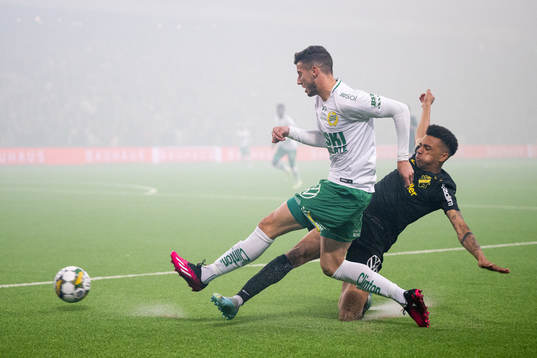 Hammarbys Viktor Djukanovic och AIKs Rui Modesto