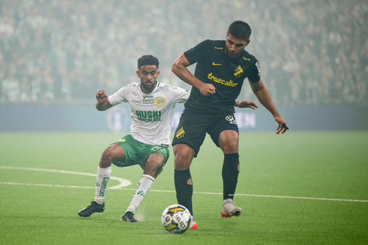Hammarbys Tesfaldet Tekie och AIKs Omar Faraj