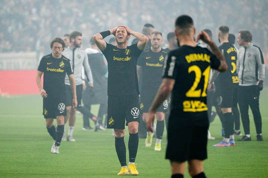 AIKs Viktor Fischer deppar