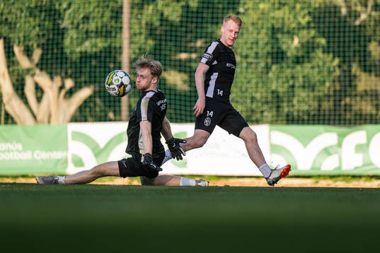 David Edvardsson och målvakt Hampus Pauli