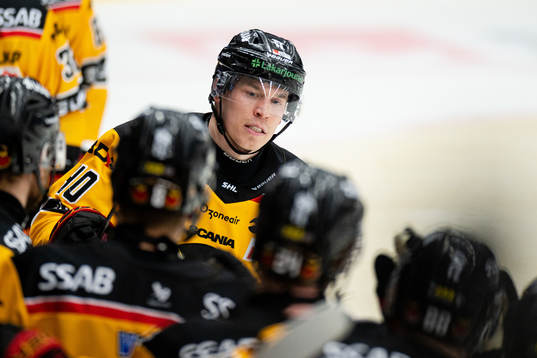 Luleås Tomi Sallinen jublar