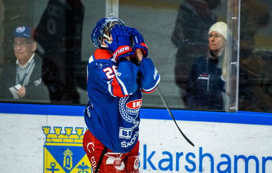 Oskarshamns Lukas Pilö deppar