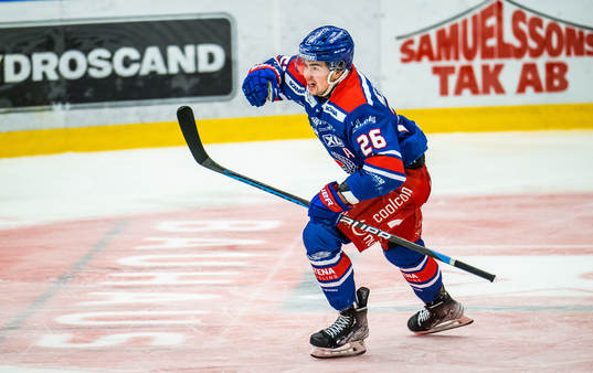 Oskarshamns Lukas Pilö jublar