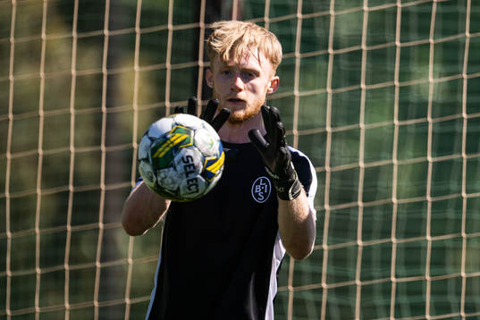 målvalt Hampus Pauli
