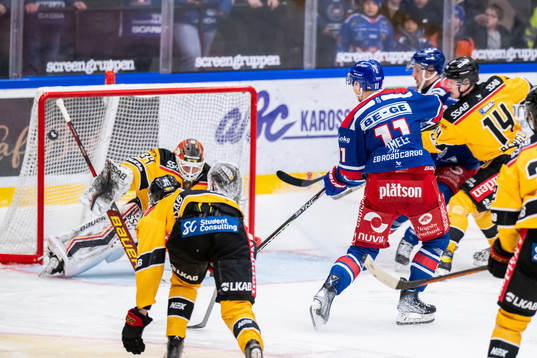 Luleås målvakt Joel Lassinantti och Oskarshamns Antti