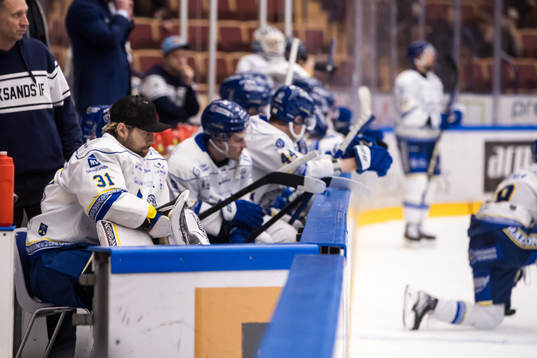 Leksands målvakt Kasimir Kaskisuo deppar