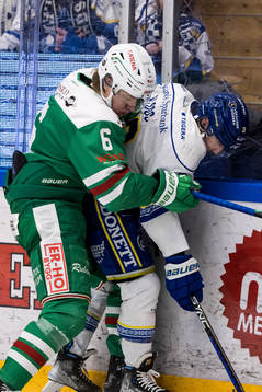 Rögles Tony Sund och Leksands Justin Glenn Kloos