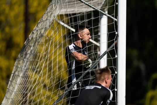 målvakt Amr Kaddoura