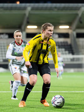 Häckens Alexandra Hellekant