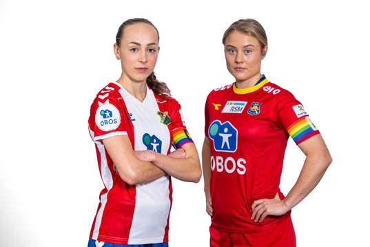 Emilie Raaum Closs of Lyn and Sarah Suphellen of Røa pose
