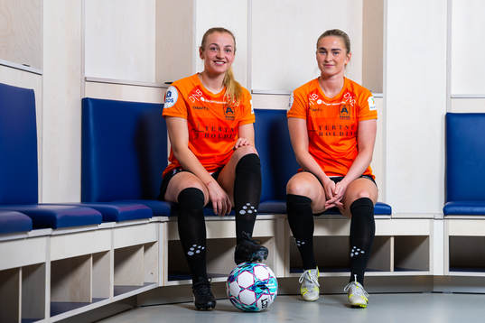 Alise Tvilde Evensen and Ida Skaar Kroken of Åsane pose