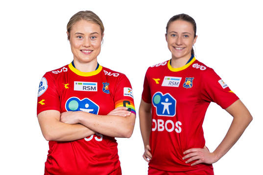 Sarah Suphellen and Ragne Svastuen of Røa pose for a