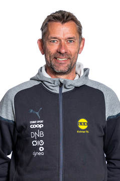 André Bergdølmo, head coach of LSK Kvinner, poses for a