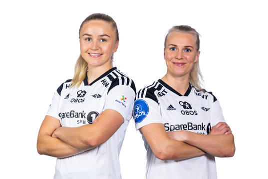 Anna Jøsendal and Mali Lilleås Næss of Rosenborg pose