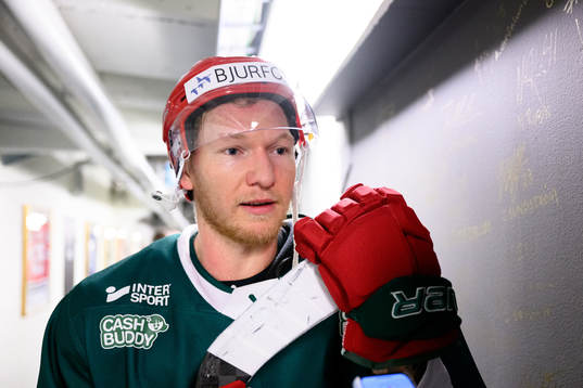 Andreas Borgman blir intervjuad