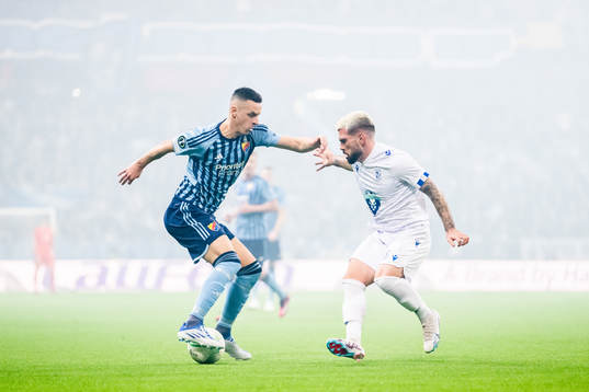 Haris Radetinac of Djurgården and Pedro Rebocho of Lech