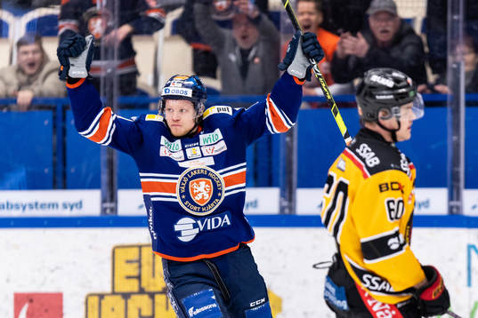 Växjös Ludvig Nilsson jublar