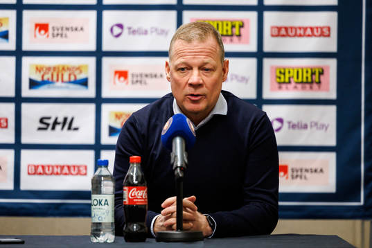 Luleås assisterande tränare Henrik Stridh på