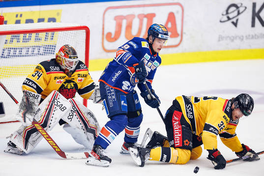 Luleås målvakt Joel Lassinantti, Växjös Victor