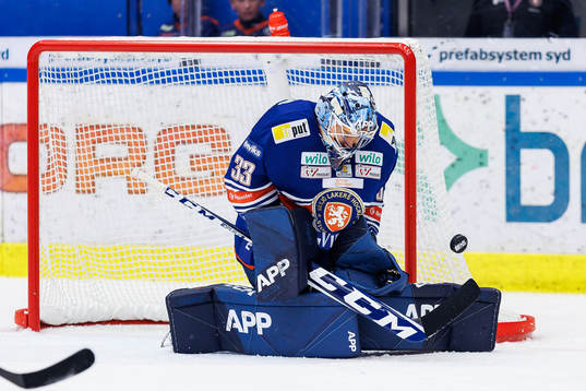 Växjös målvakt Emil Larmi